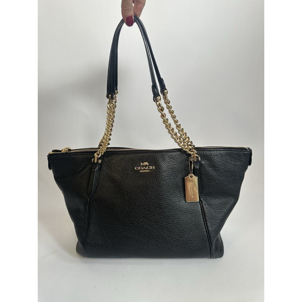 COACH Ava Chain Tote Crafted in Black Pebbled Leather